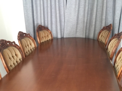 欧式全实木8座餐桌 