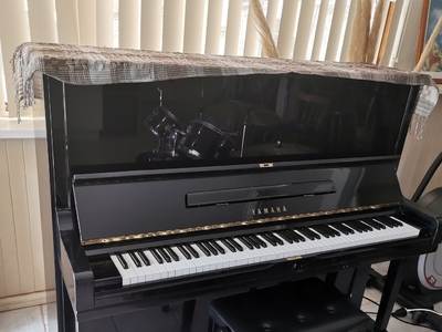 出售Yamaha U3G 钢琴